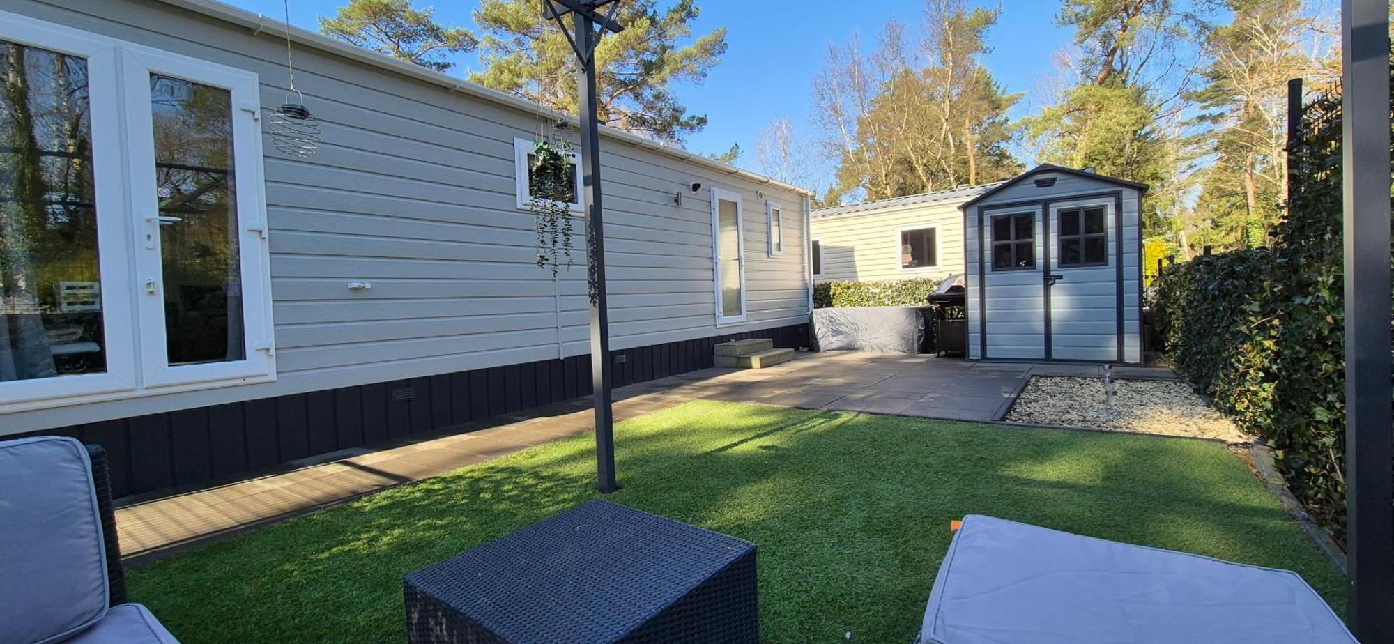 Het Veluwse Boshuisje Knus Chalet Met Omheinde Tuin Op De Veluwe Хундерло Екстериор снимка